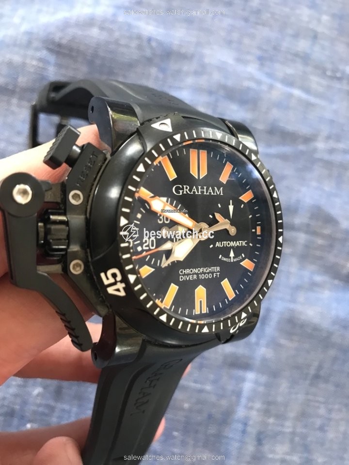 IMG_9086 Graham Chronofighter Oversize 2OVEZ.B24A.K10N 3