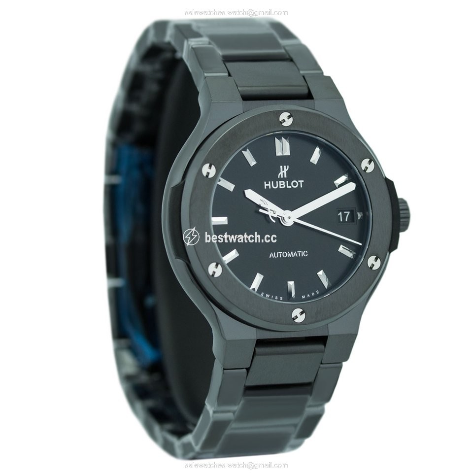 IMG_9086 Hublot Classic Fusion 45, 42, 38, 33 mm Mens watch Unisex Automatic Ceramic 568.CM.1470.CM 3
