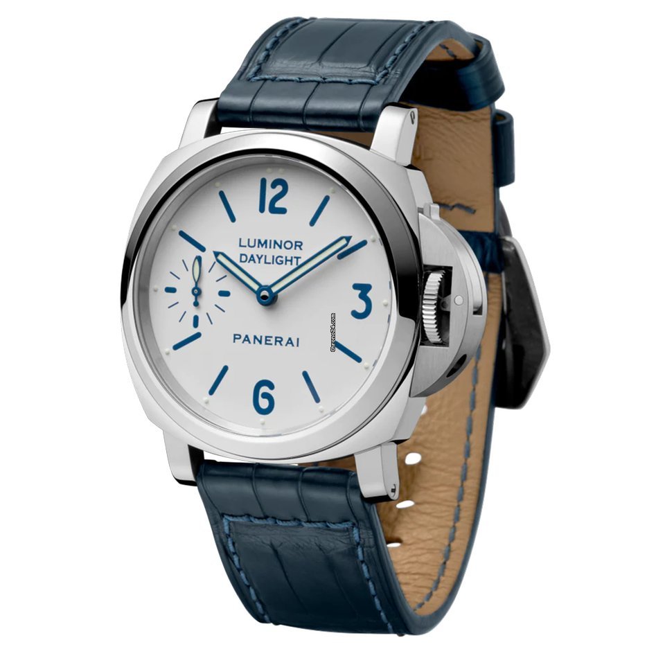 Panerai Special Editions Mens watch Unisex Automatic Steel PAM 00786 Replica 4