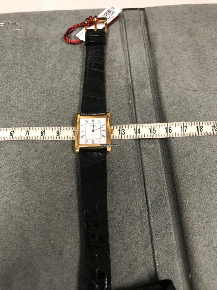 IMG_9081 Piaget Womens watch Quartz Yellow gold 832Y Replica 4