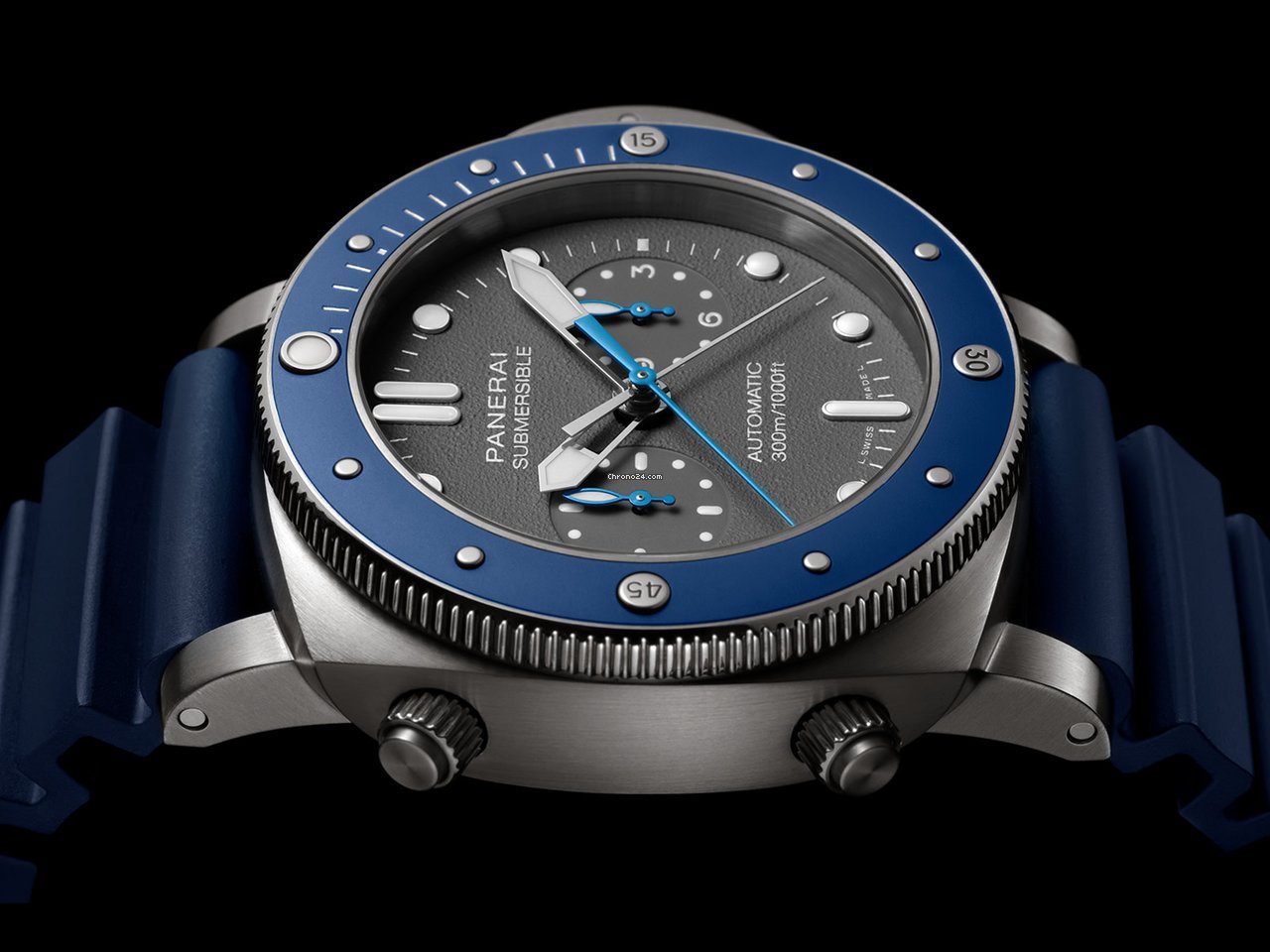 IMG_9081 Panerai Luminor Submersible Mens watch Unisex Automatic Titanium PAM 00982 Replica 4