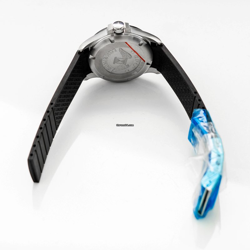 IMG_9081 Longines Conquest Mens watch Unisex Quartz Steel L37294569 Replica 4