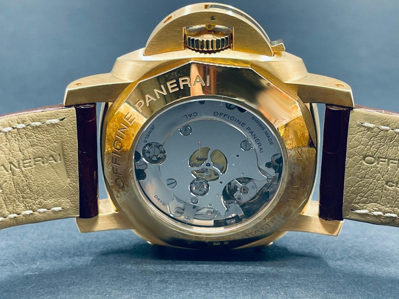 IMG_9081 Panerai Special Editions Manual winding Rose gold PAM00319 Replica 4