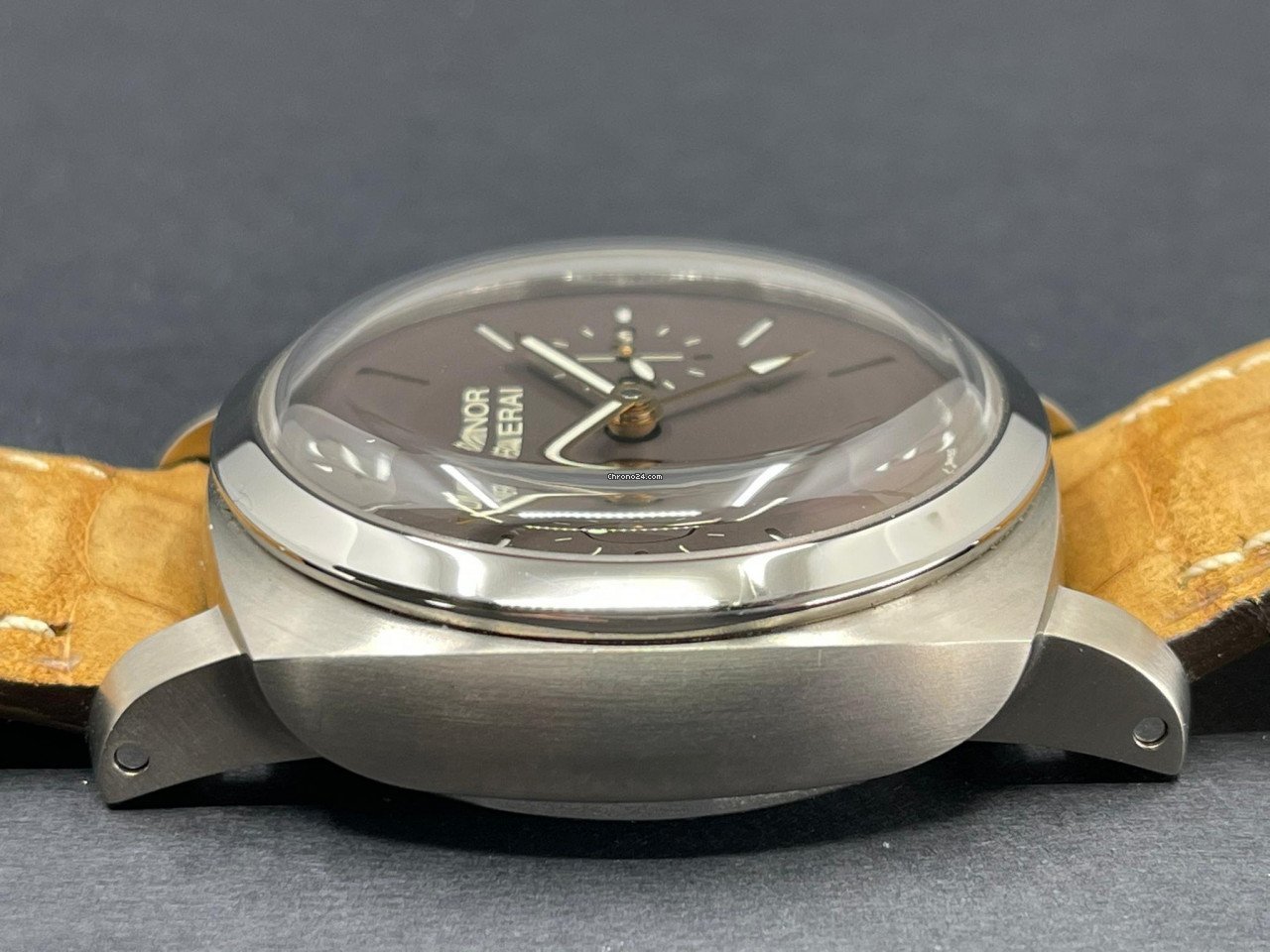 IMG_9081 Panerai Special Editions Manual winding Titanium PAM00306 Replica 4