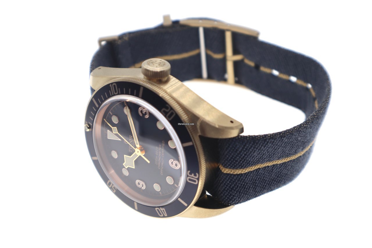 IMG_9081 Tudor Black Bay Bronze Mens watch Unisex Automatic Bronze 79250BB Replica 4