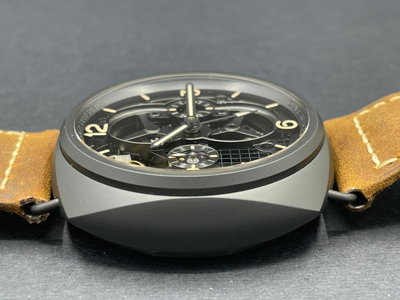 IMG_9081 Panerai Special Editions Manual winding Ceramic PAM00350 Replica 4