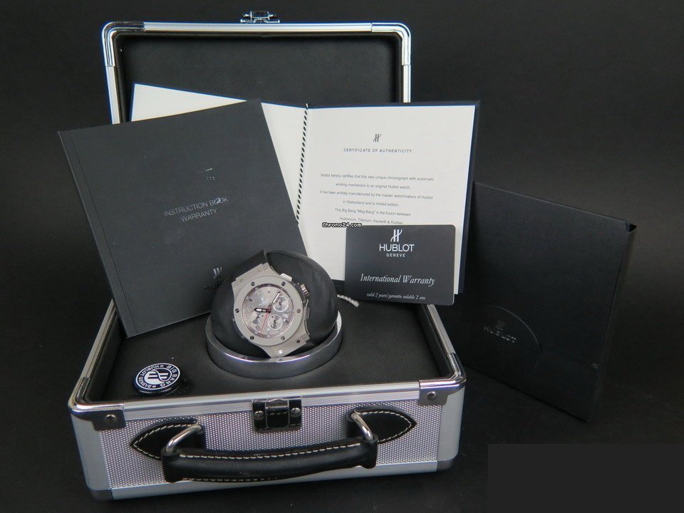 Hublot Big Bang Mens watch Unisex Automatic 320.UI.440.RX Replica 4