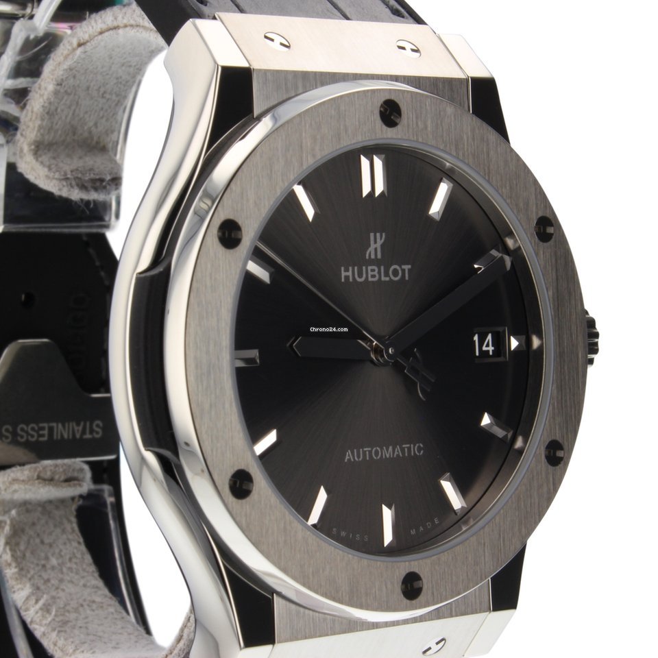 IMG_9081 Hublot Classic Fusion Racing Grey Mens watch Unisex Automatic Titanium 511NX7071LR Replica 4