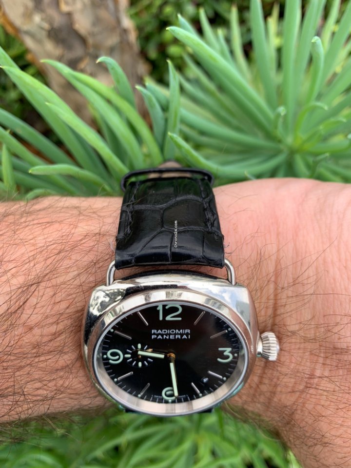 IMG_9081 Panerai Radiomir Mens watch Unisex Automatic White gold PAM 00062 Replica 4