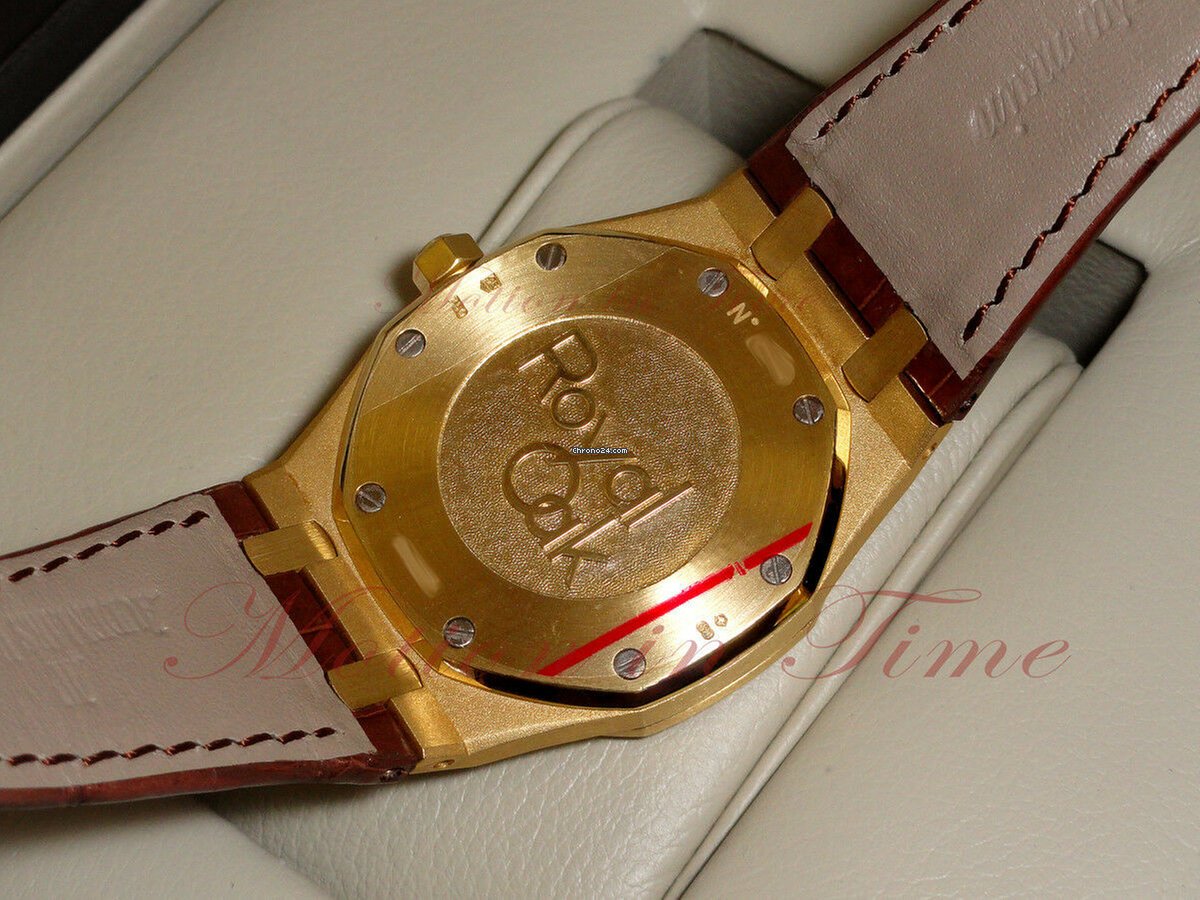 IMG_9081 Audemars Piguet Royal Oak Dual Time Mens watch Unisex Automatic Yellow gold 26120BA.OO.D088CR.01 Replica 4