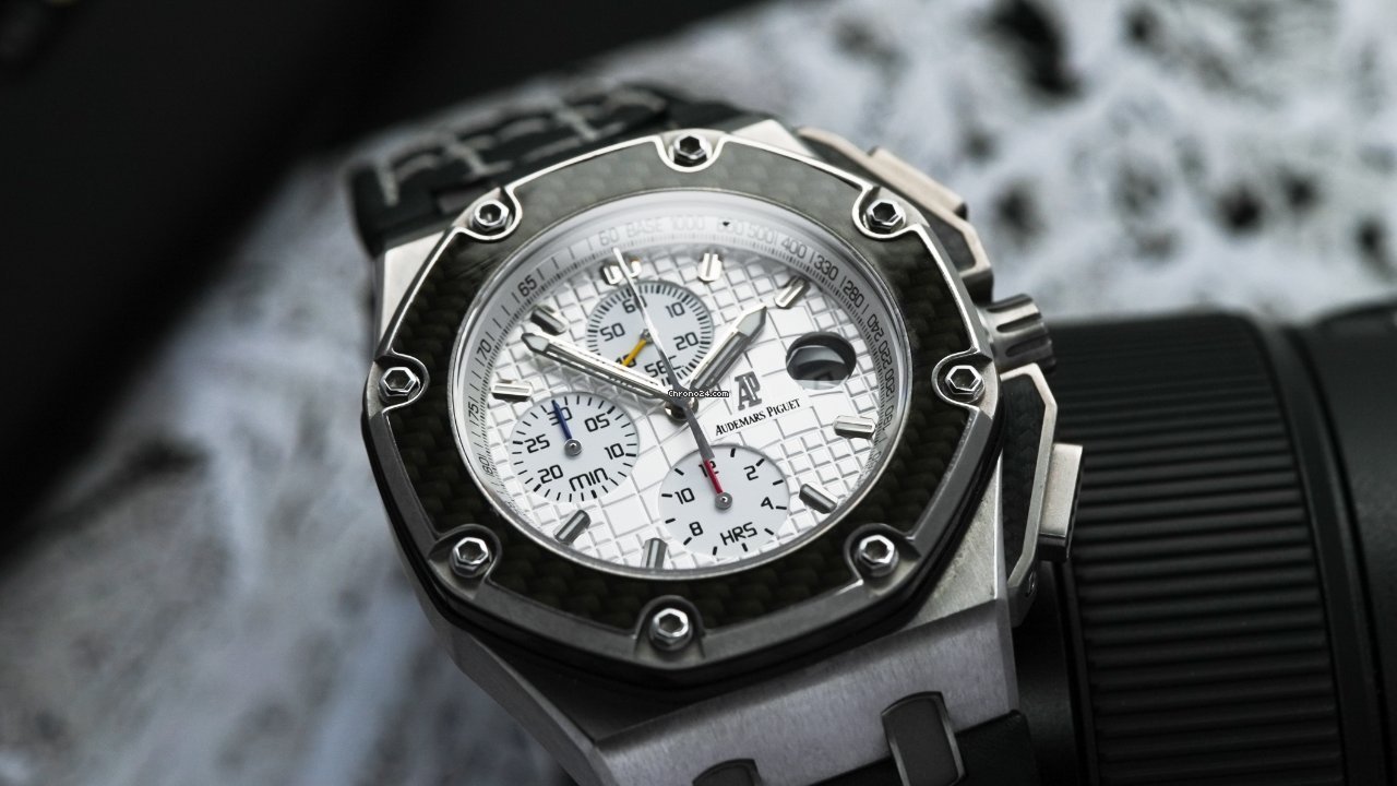 IMG_9081 Audemars Piguet Royal Oak Offshore Chronograph Mens watch Unisex Automatic Titanium 26030IO.OO.D001IN.01 Replica 4