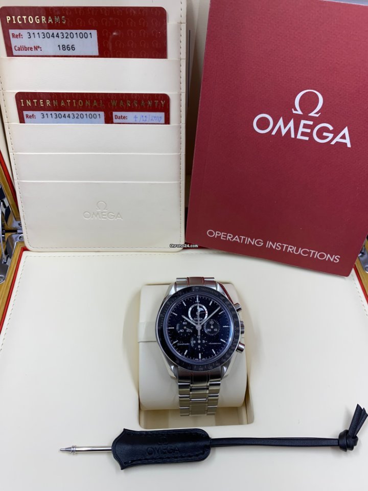 Omega Speedmaster Professional Moonwatch Moonphase 31130443201001 Replica 4