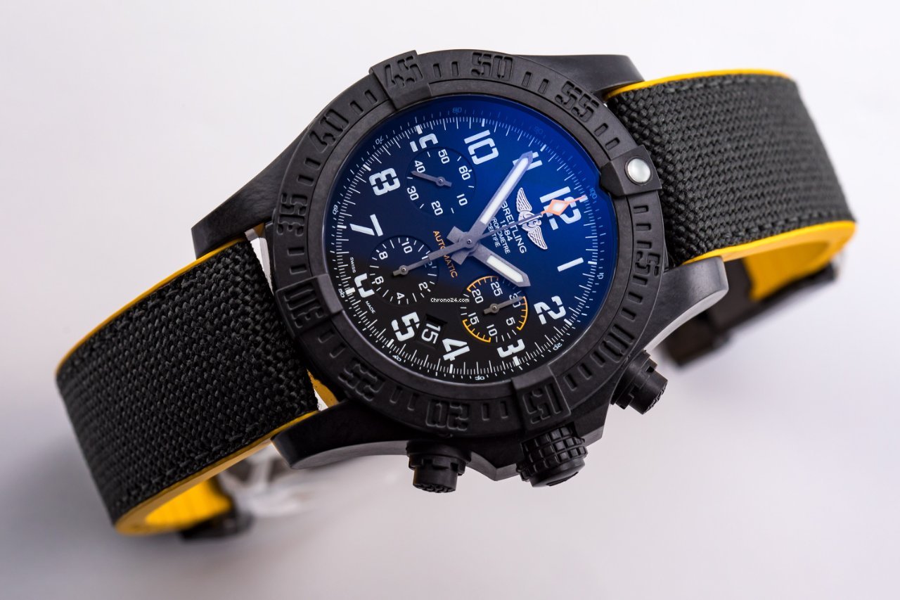 IMG_9081 Breitling Avenger Hurricane Mens watch Unisex Automatic XB0180E4 BF31 284S Replica 4