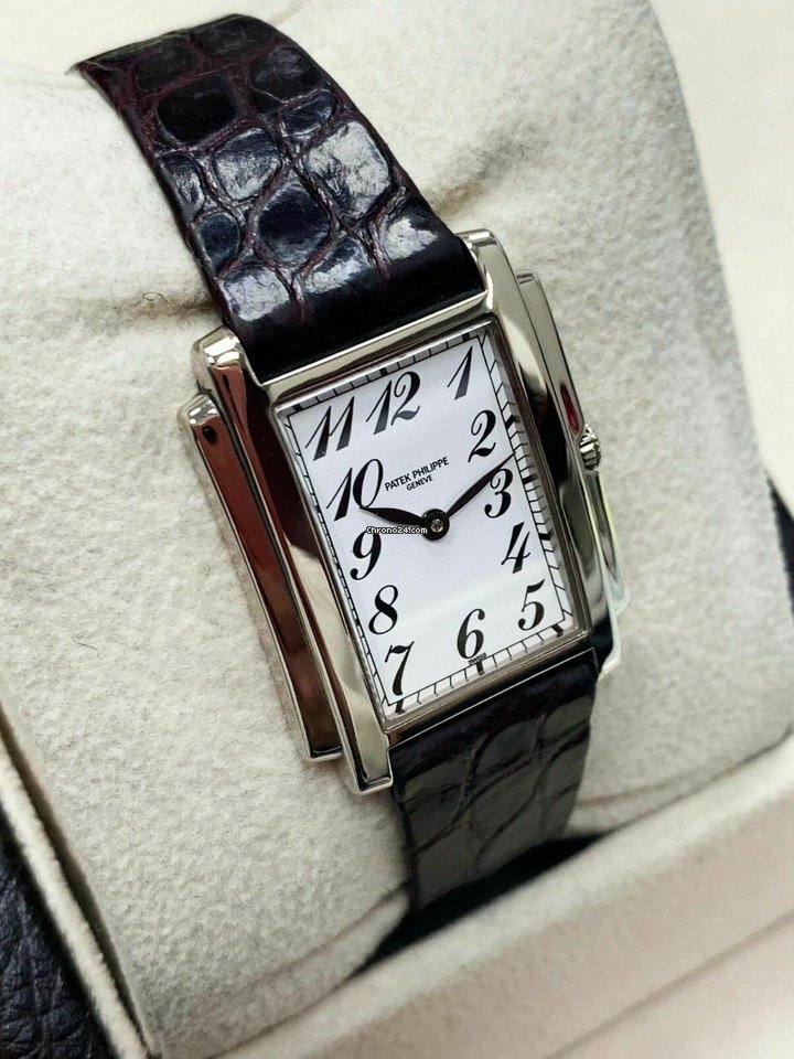 IMG_9081 Patek Philippe Gondolo Womens watch Quartz White gold 4824G Replica 4