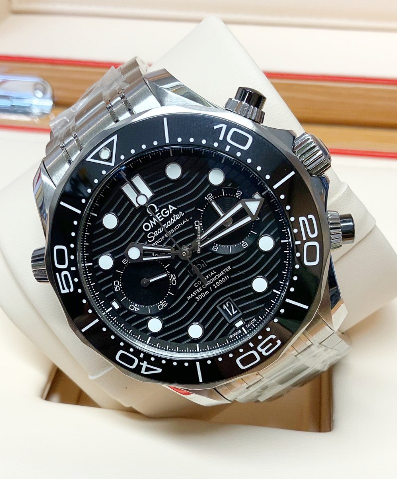 IMG_9081 Omega Seamaster Diver 300 M Mens watch Unisex Automatic Steel 210.30.44.51.01.001 Replica 4