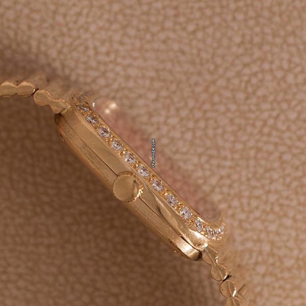 IMG_9081 Piaget Womens watch Quartz Yellow gold 9905G1 Replica 4