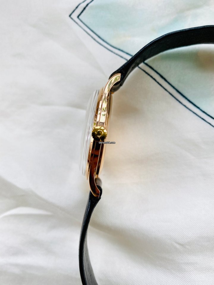 Omega De Ville Tresor Mens watch Unisex Manual winding Yellow gold TR|SOR ref:2896 Replica 4