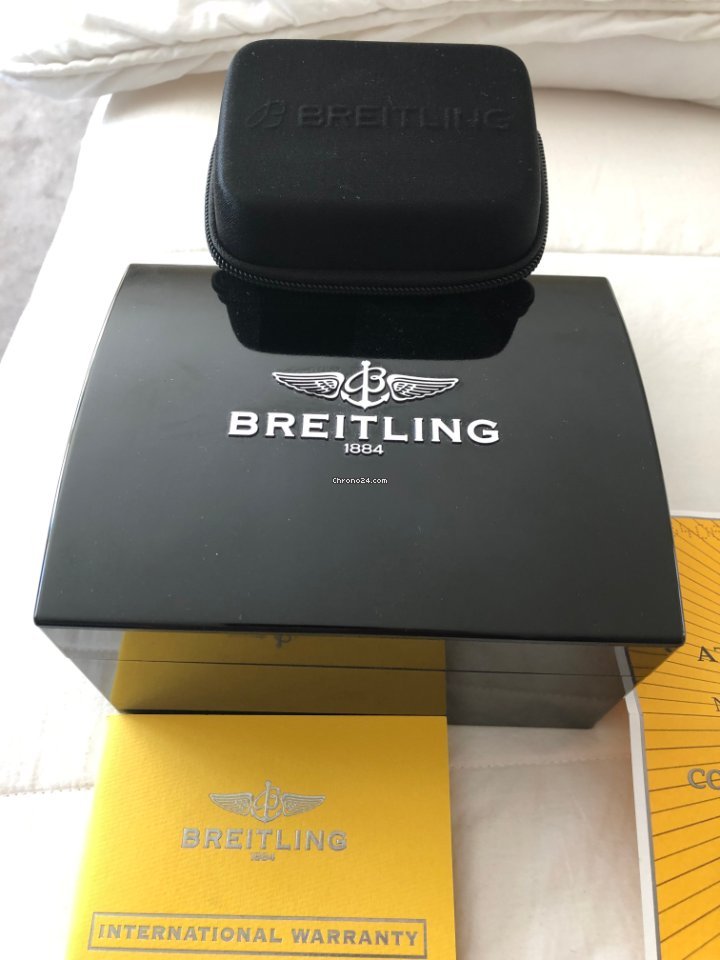 IMG_9081 Breitling Chronomat Evolution Mens watch Unisex Automatic A1335611F517 Replica 4