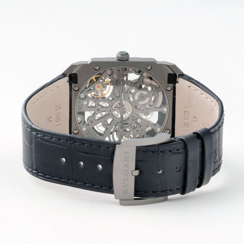 IMG_9081 Bulgari Octo Mens watch Unisex Manual winding Titanium 102714 BGO40TLXTSK Replica 4