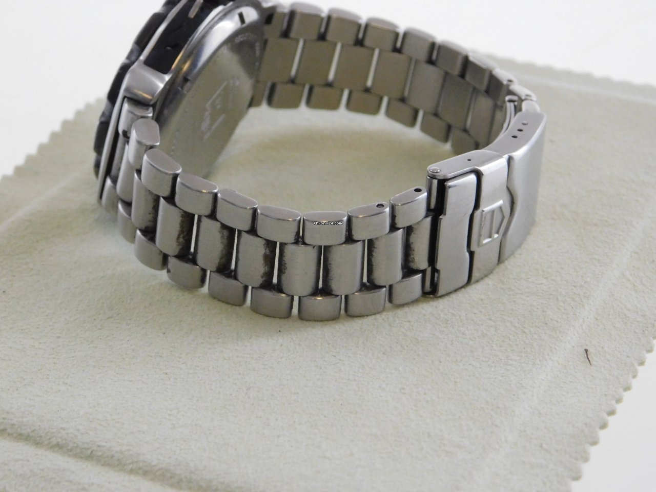 IMG_9081 TAG Heuer Formula 1 Quartz Mens watch Unisex Quartz Steel WAC 1111-0 Replica 4