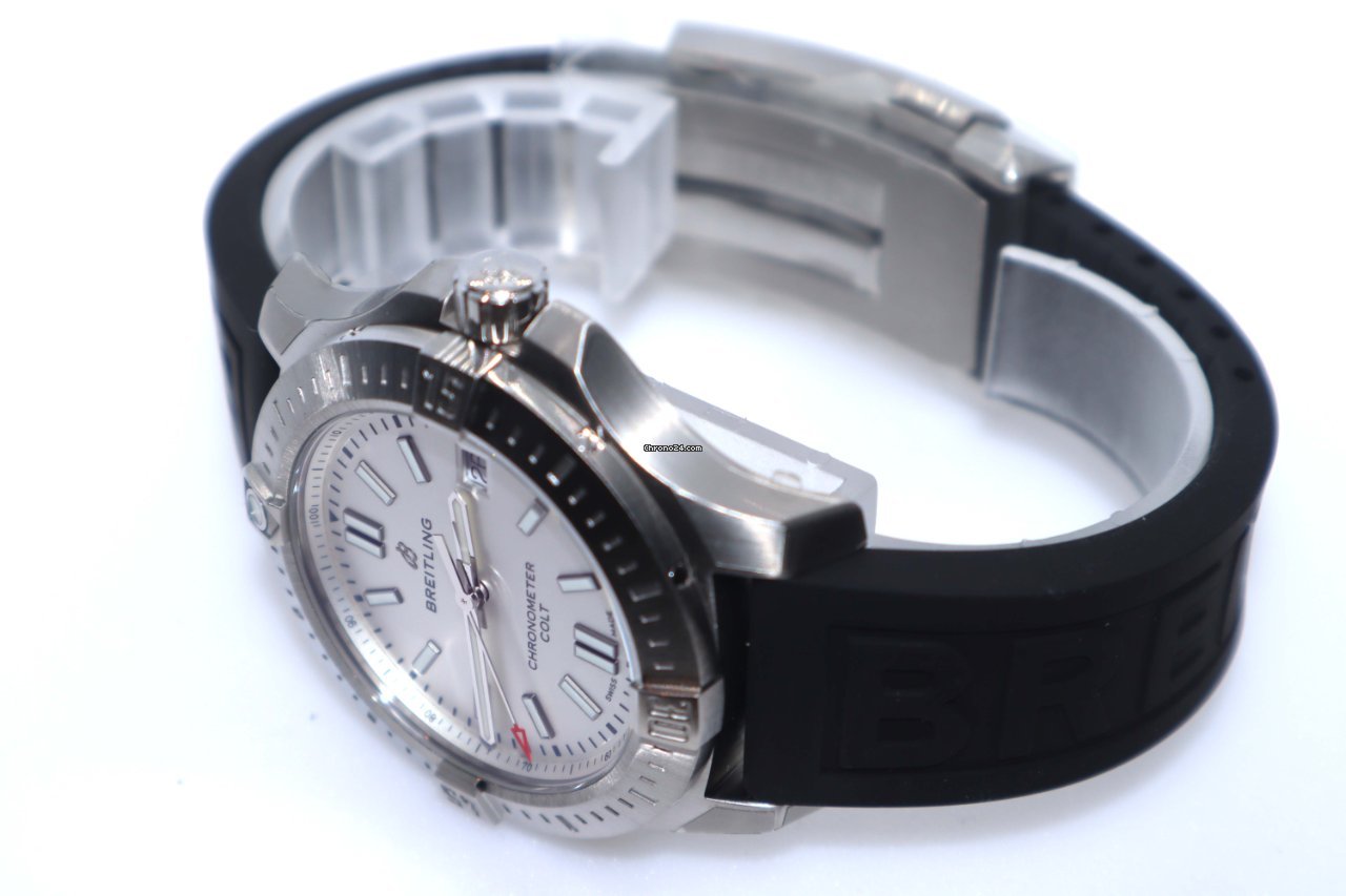 IMG_9081 Breitling Chronomat Colt Mens watch Unisex Automatic Steel A17313101G1S1 Replica 4