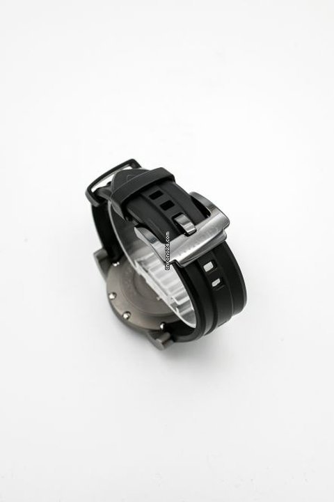 Graham Chronofighter Oversize Mens watch Unisex Automatic Titanium 20VATCO Replica 4