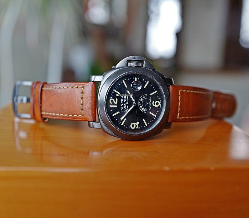 Panerai Special Editions Automatic PAM 28 Replica 4