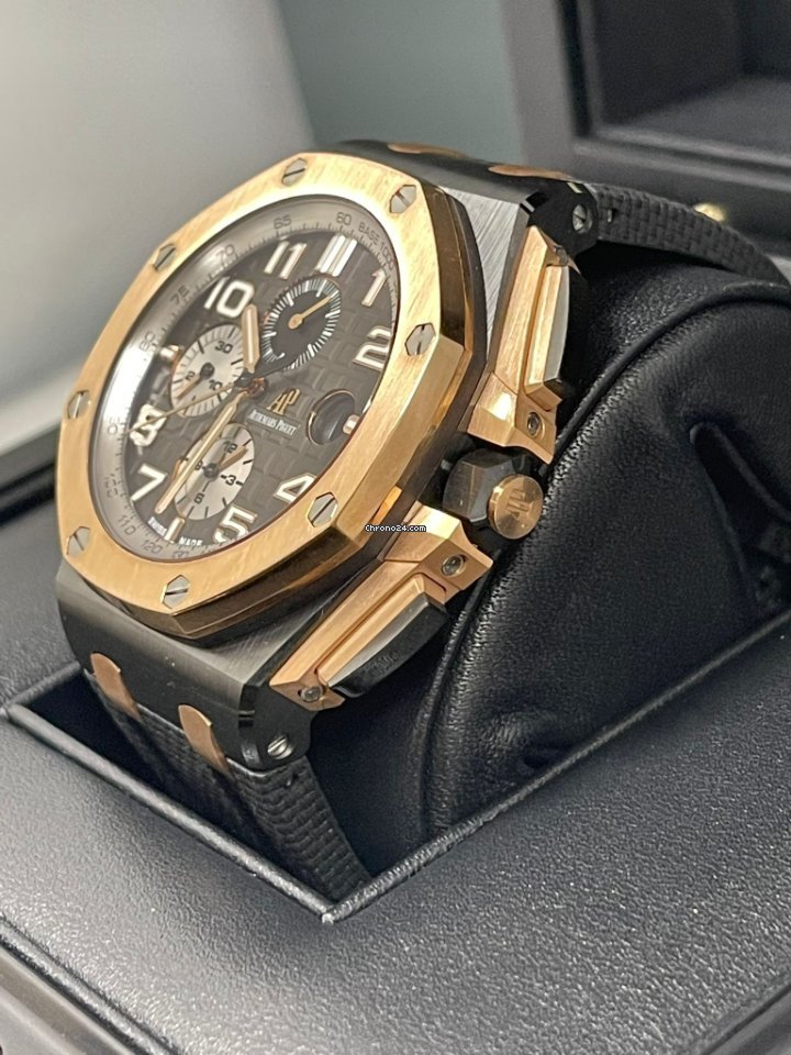IMG_9081 Audemars Piguet Royal Oak Offshore Chronograph Mens watch Unisex Automatic Ceramic 26405nr.oo.a002ca.01 Replica 4