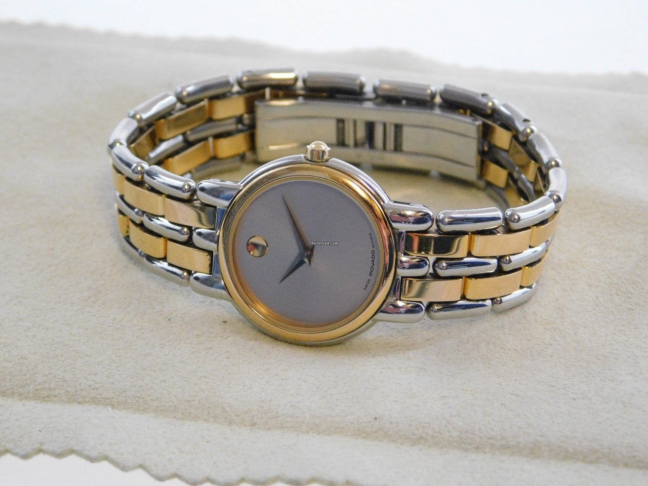 IMG_9081 Movado Museum Womens watch Quartz Gold Steel 81-25-825 Replica 4