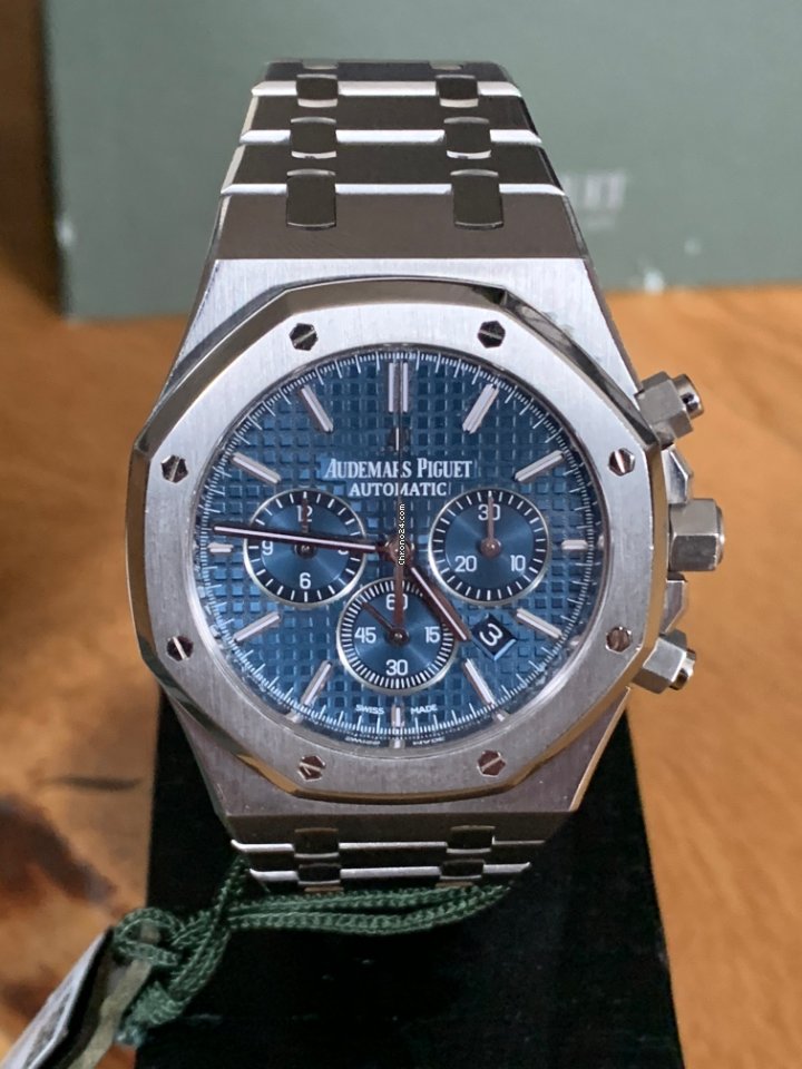 IMG_9081 Audemars Piguet Royal Oak Chronograph Mens watch Unisex Automatic Steel 26320ST.OO.1220ST.03 Replica 4