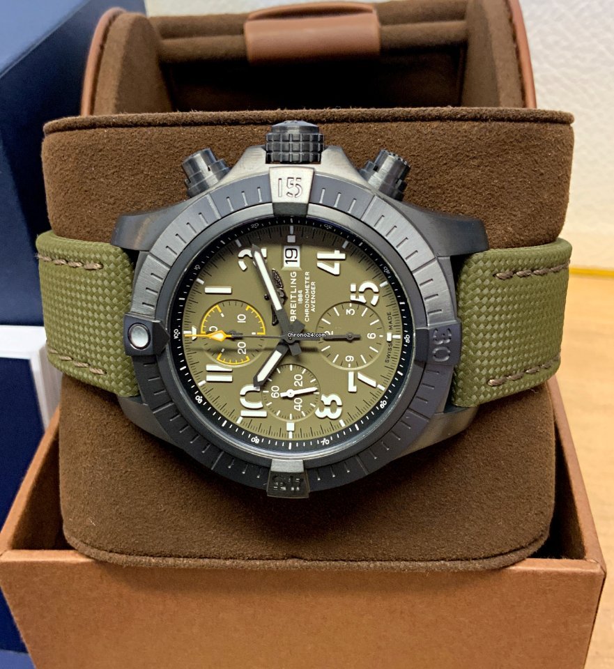 IMG_9081 Breitling Avenger Mens watch Unisex Automatic Titanium V13317101L1X2 Replica 4