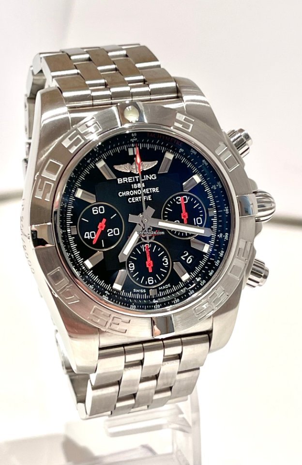 IMG_9081 Breitling Chronomat Mens watch Unisex Automatic Steel AB0111-105 Replica 4