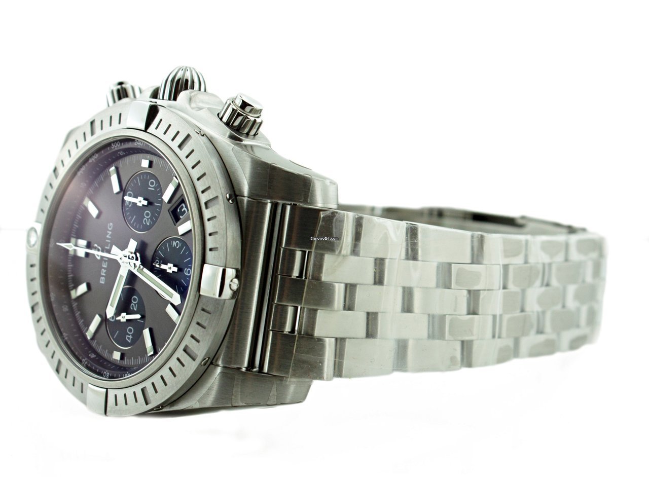IMG_9081 Breitling Chronomat Mens watch Unisex Automatic Steel AB0115101F1A1 Replica 4