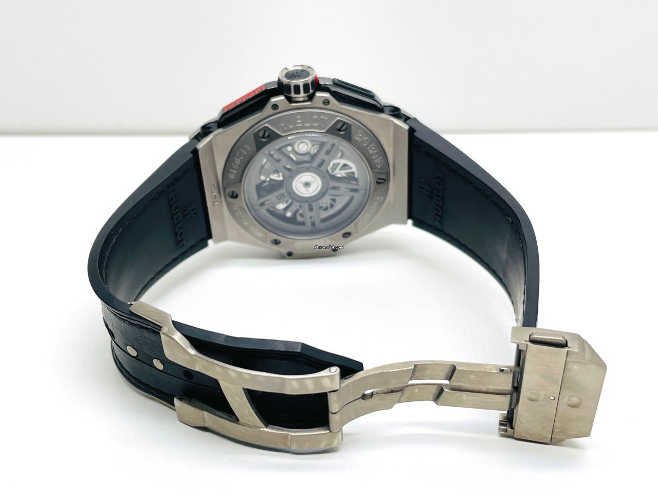 IMG_9081 Hublot Big Bang Ferrari Automatic Titanium 401.NJ.0123.VR Replica 4