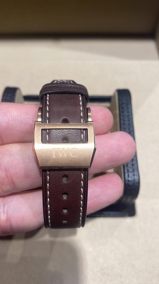 IMG_9081 IWC Mens watch Unisex Automatic Red gold IW392202 Replica 4