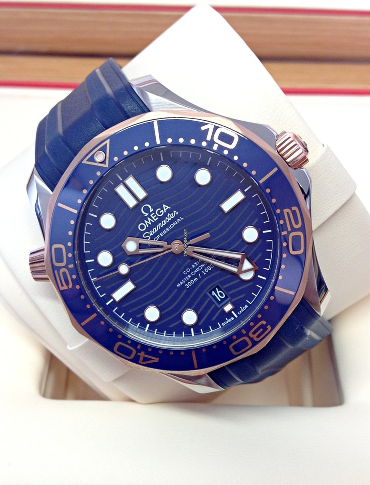 Omega Seamaster Diver 300 M Mens watch Unisex Automatic Gold Steel 210.22.42.20.03.002 Replica 4