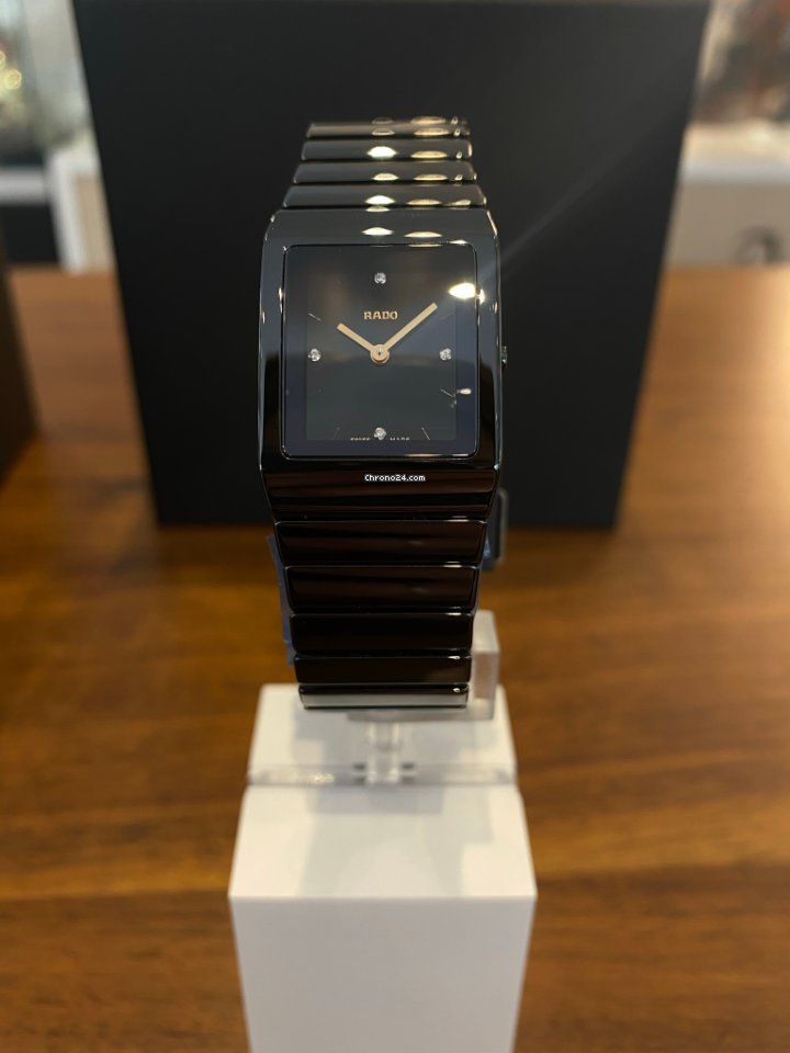 Rado Ceramica Womens watch Quartz Ceramic R21702722 Replica 4