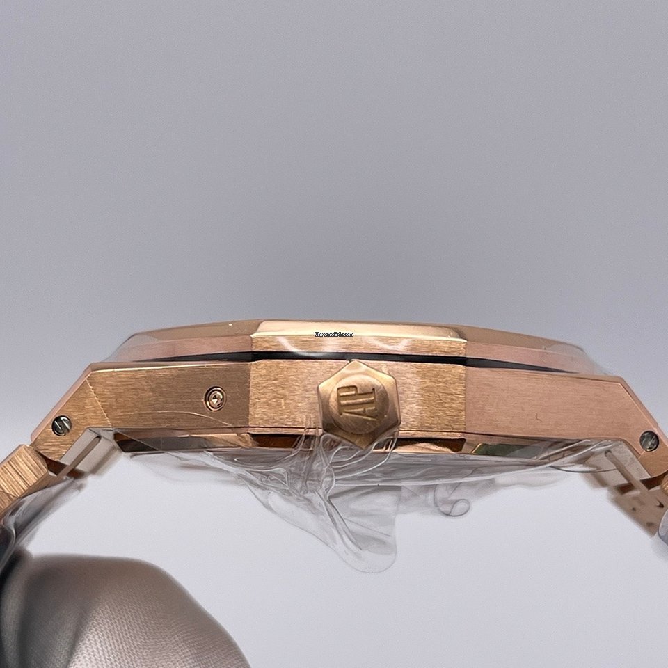 IMG_9081 Audemars Piguet Royal Oak Mens watch Unisex Manual winding Rose gold 26603OR.OO.D092CR.01 Replica 4