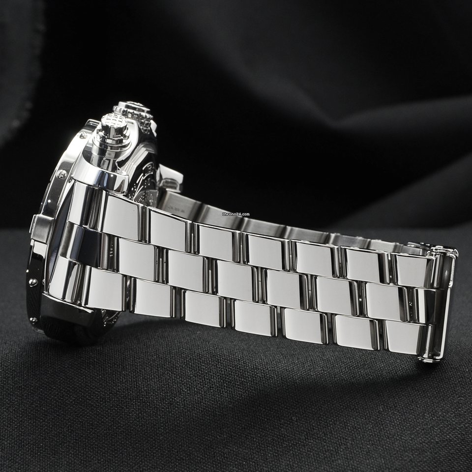 IMG_9081 Breitling Super Avenger Mens watch Unisex Automatic Steel A1337011 B907 135A Replica 4
