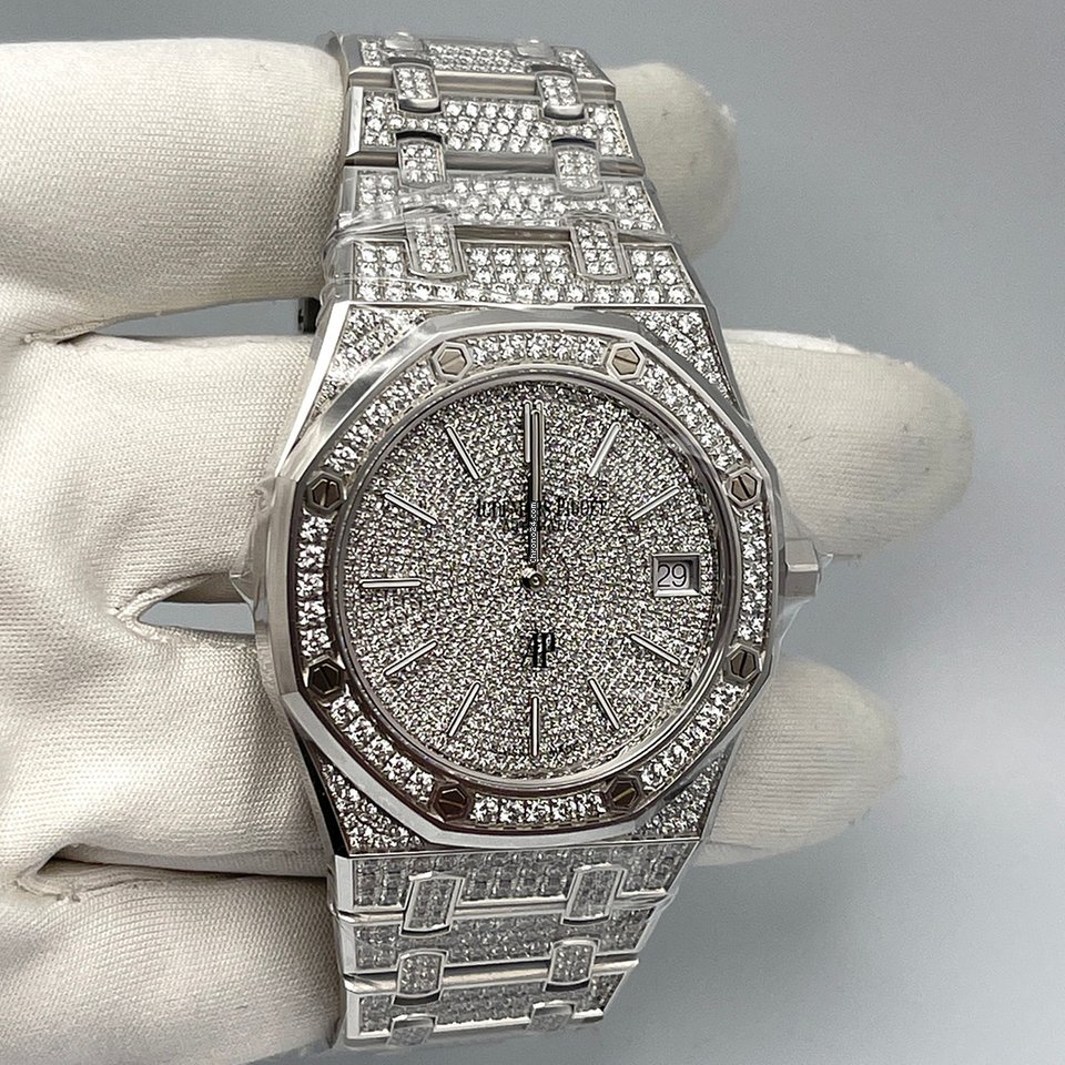 IMG_9081 Audemars Piguet Royal Oak Jumbo Mens watch Unisex Automatic White gold 15202BC.ZZ.1241BC.01 Replica 4