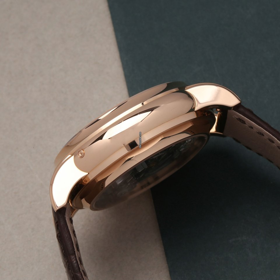 IMG_9081 Patek Philippe Perpetual Calendar Chronograph Mens watch Unisex Manual winding Rose gold 5204R-001 Replica 4