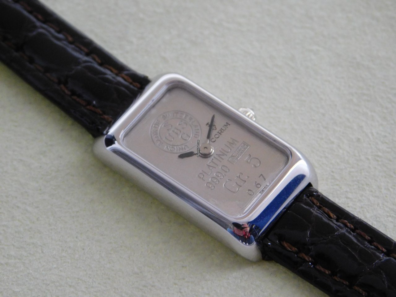 IMG_9081 Corum Womens watch Manual winding Yellow gold 14300 Replica 4