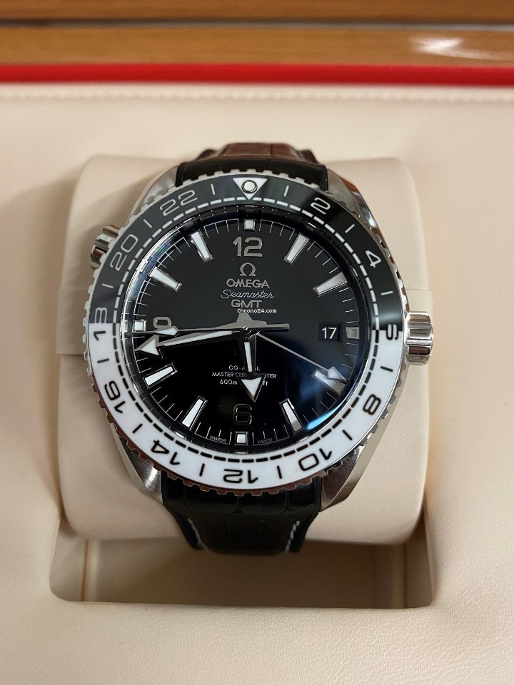 IMG_9081 Omega Seamaster Planet Ocean Mens watch Unisex Automatic Steel 215.33.44.22.01.001 Replica 4