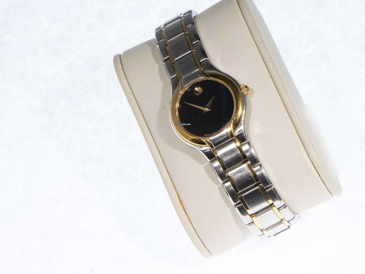 Movado Vizio Womens watch Quartz Gold Steel 4736250 Replica 4