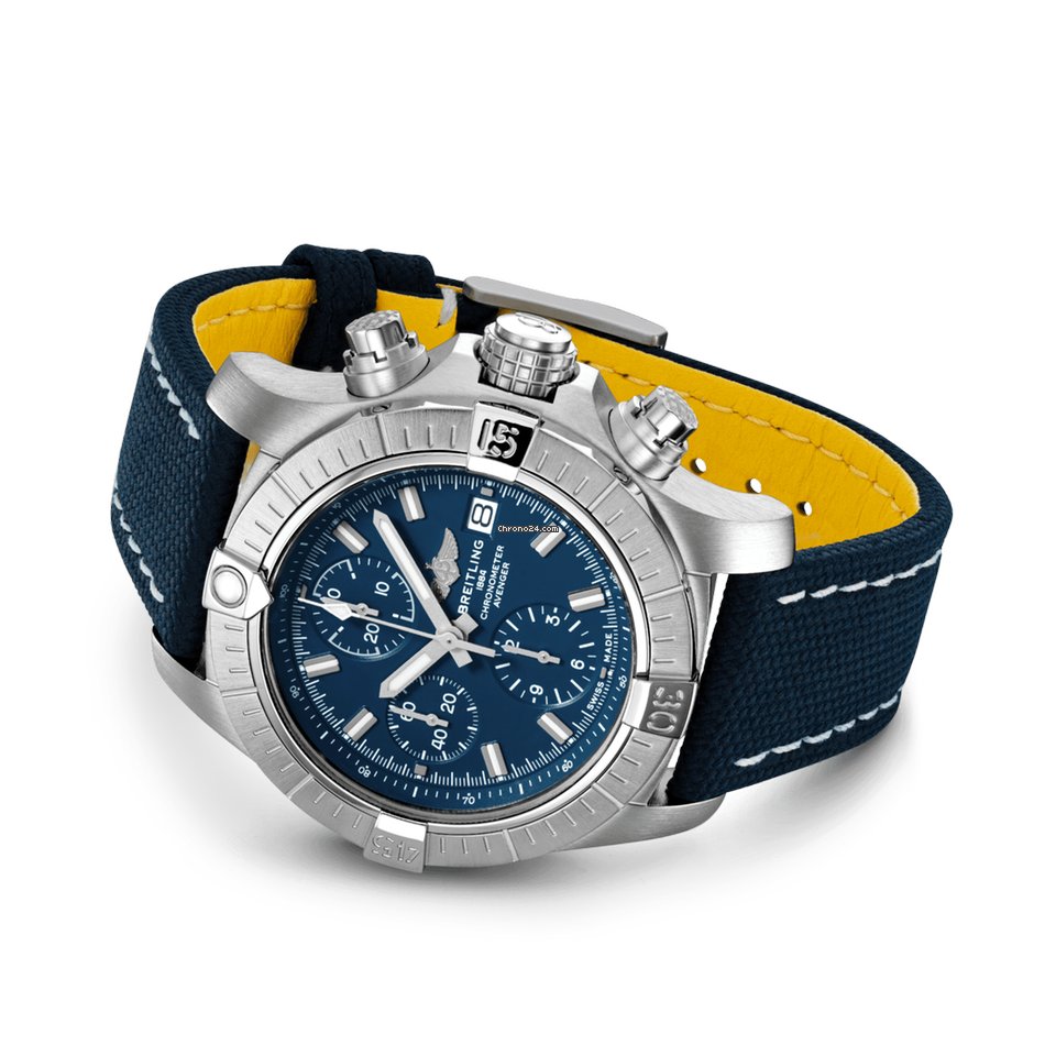IMG_9081 Breitling Avenger Mens watch Unisex Automatic Steel A13385101C1X1 Replica 4