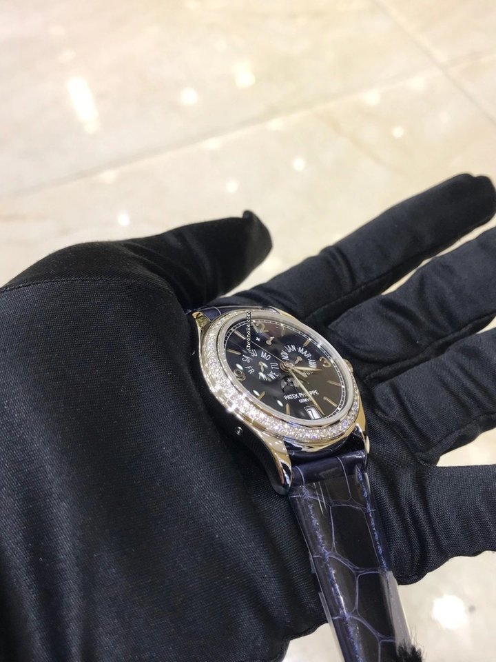 Patek Philippe Annual Calendar Mens watch Unisex Automatic White gold 5147G-001 Replica 4