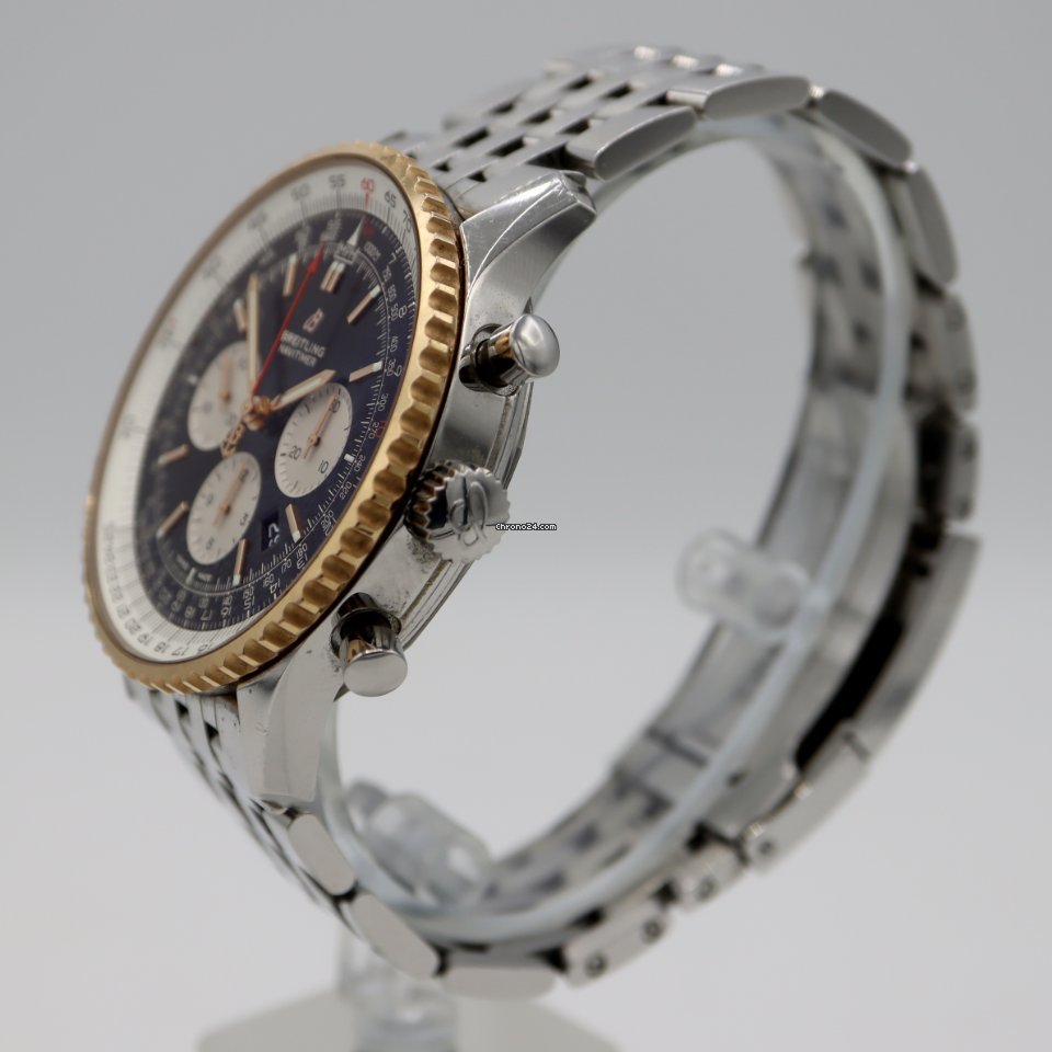Breitling Navitimer 01 (46 MM) Mens watch Unisex Automatic Gold Steel UB0127211B1A1 Replica 4