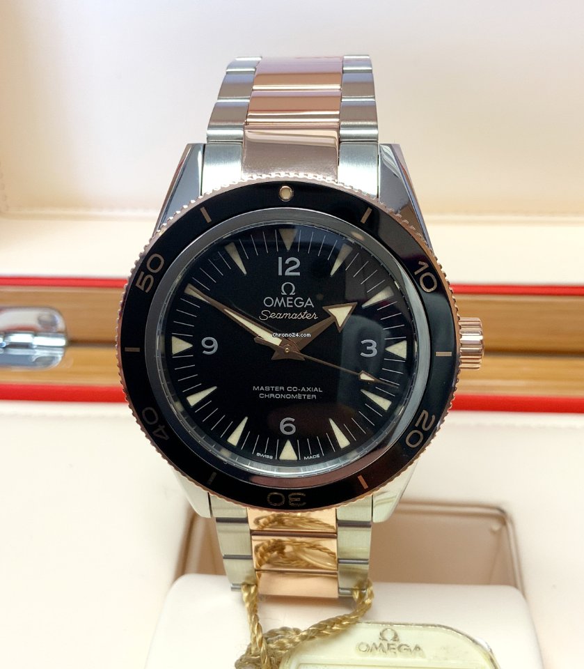 IMG_9081 Omega Seamaster 300 Mens watch Unisex Automatic Gold Steel 233.20.41.21.01.001 Replica 4