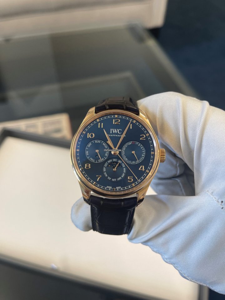 IWC Portuguese Perpetual Calendar Mens watch Unisex Automatic Rose gold IW344205 Replica 4