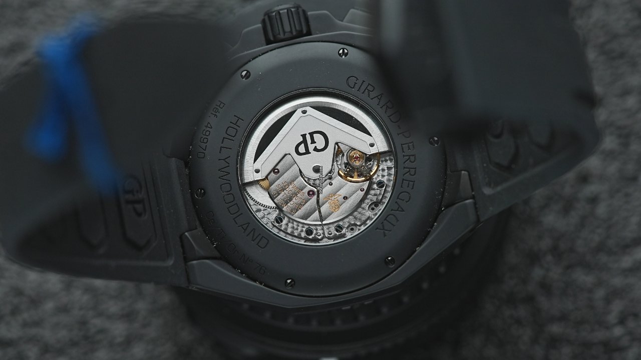 IMG_9081 Girard Perregaux Chrono Hawk Mens watch Unisex Automatic Ceramic 49970-34-232-BB6A Replica 4